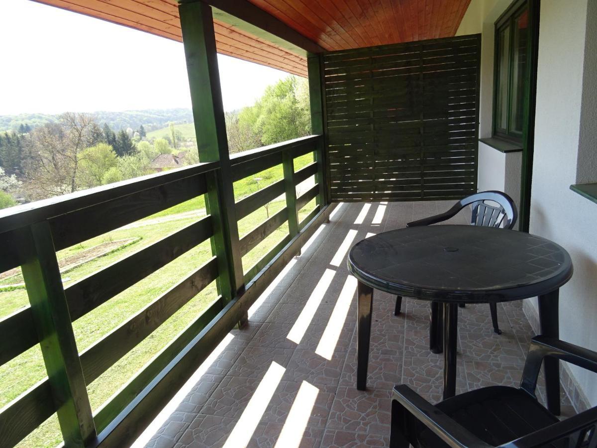 Kisrejtek Apartmanház Lispeszentadorján Exterior foto